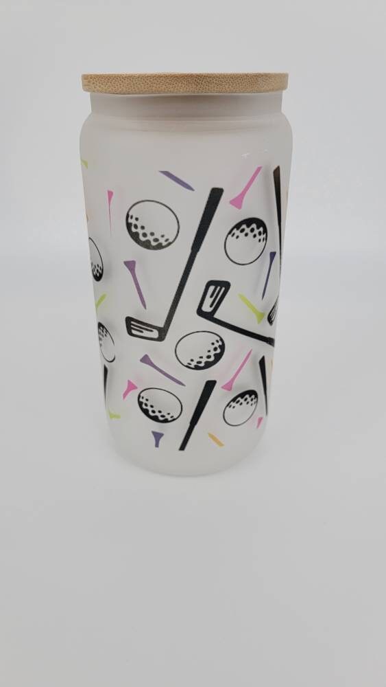 GOLF1: Golf with the letter D initial frosted glass can!